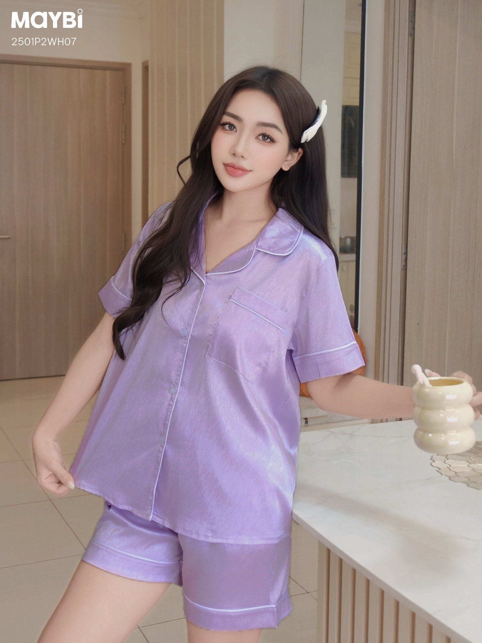 Bộ pyjama ngắn suông lụa tay ngắn viền