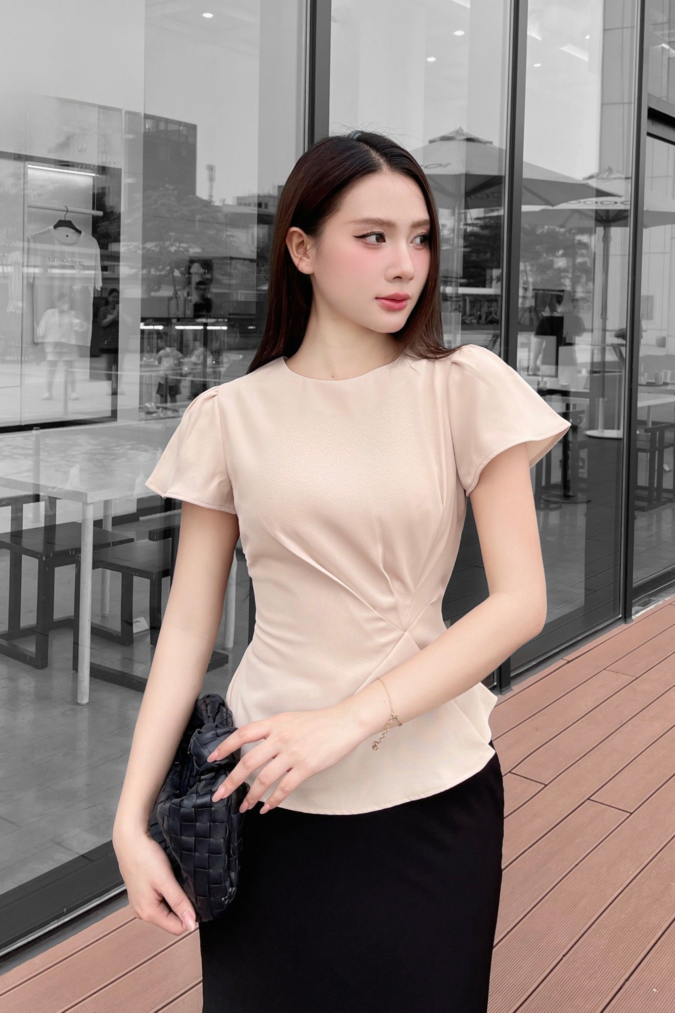 Áo peplum xếp ly eo tay bồng