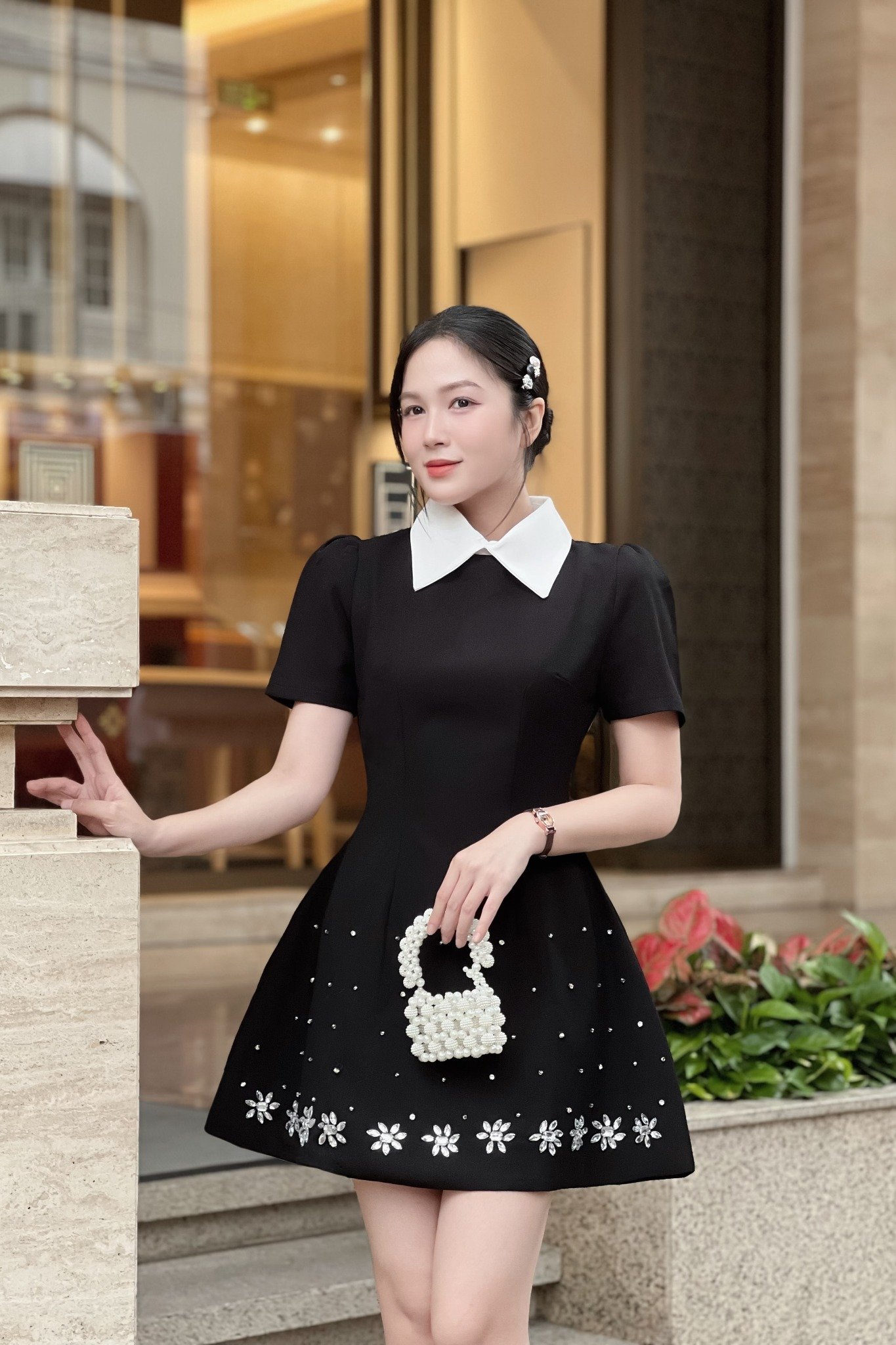 Đầm xòe cổ sơ mi tùng phối đính đá dáng mini