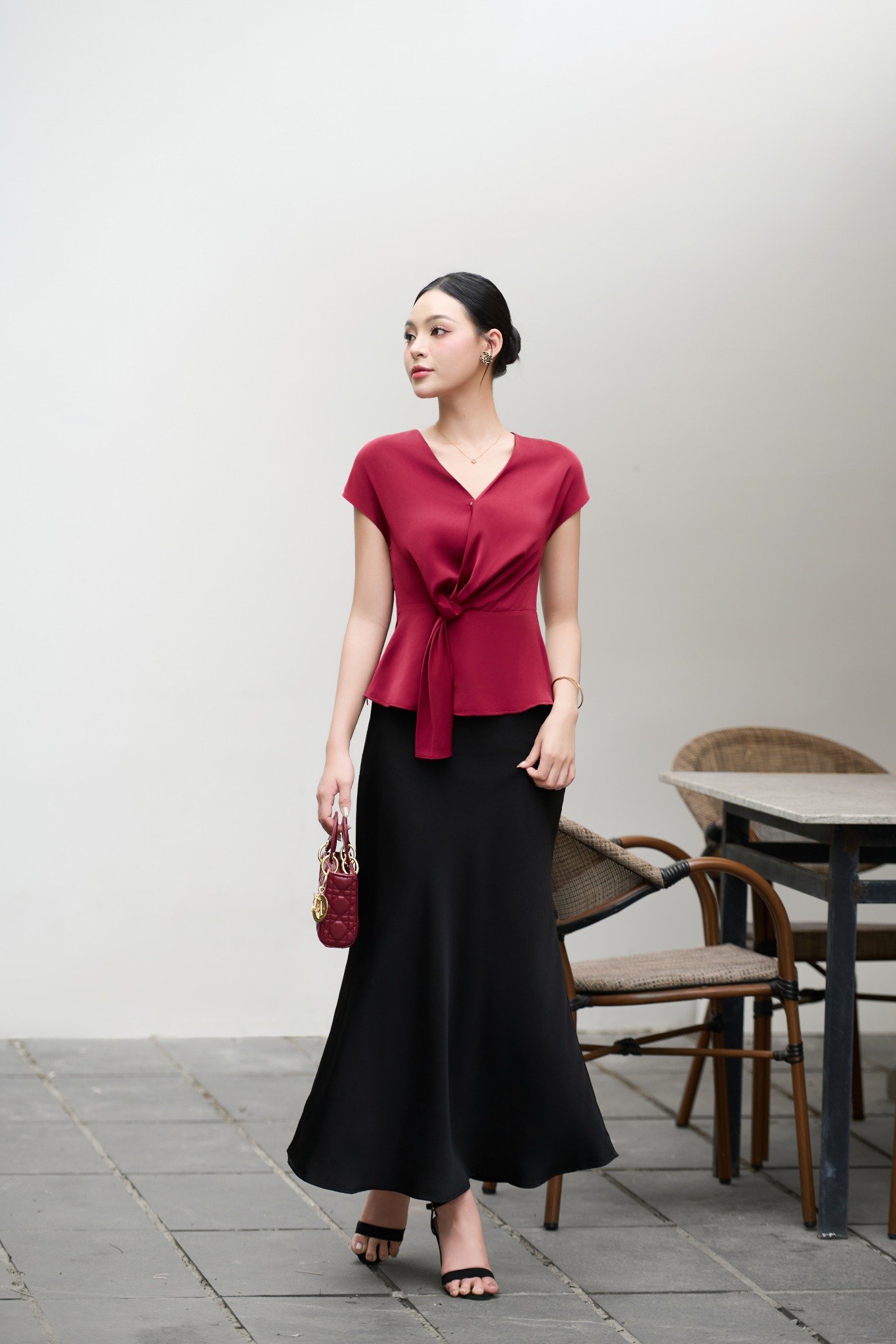 Áo kiểu nữ đắp tà lụa