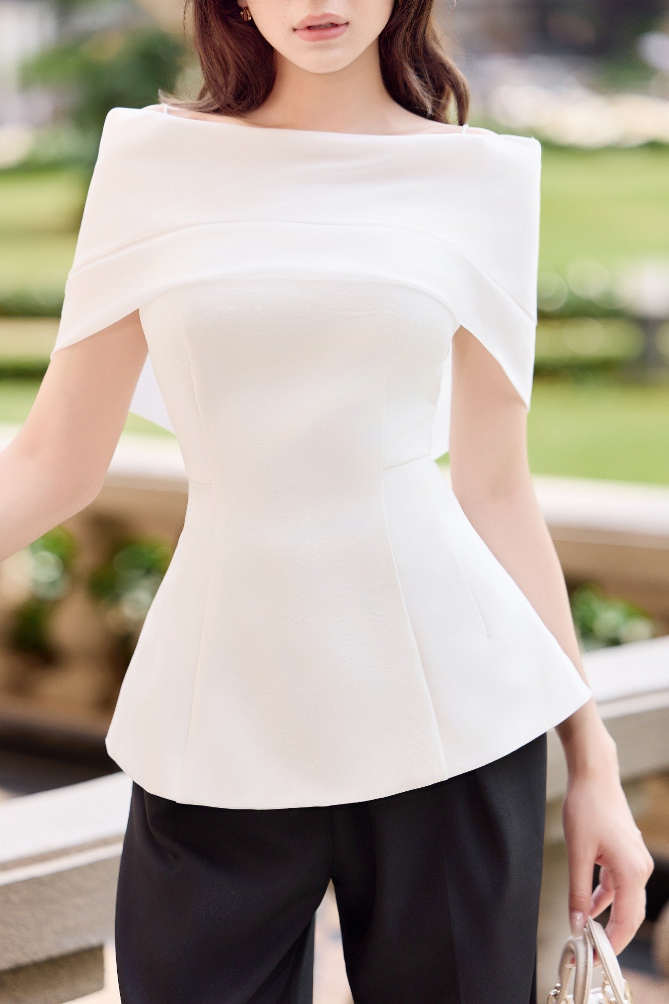 Áo peplum cotton thái trễ vai phối voan