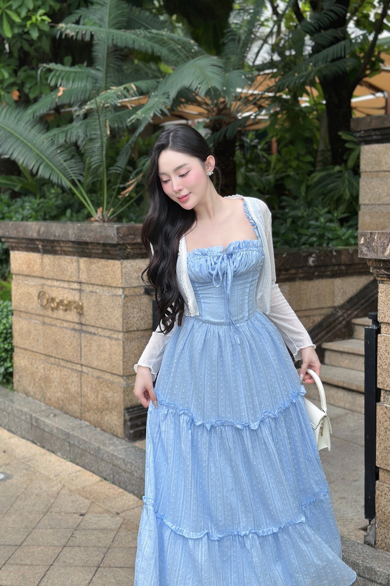 Đầm hai dây nhún xòe dáng midi (có kèm áo như hình)