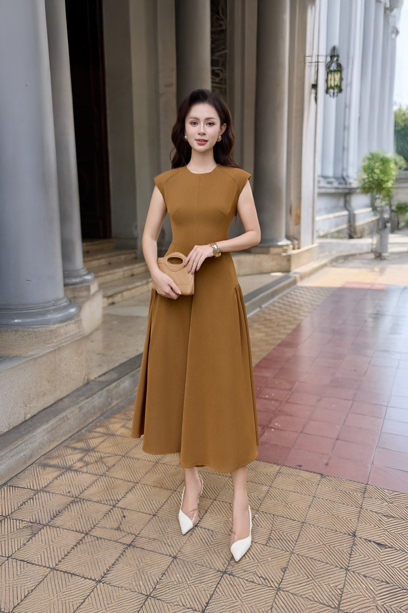 Đầm xòe chéo nhung hàn tùng rã nhún dáng midi