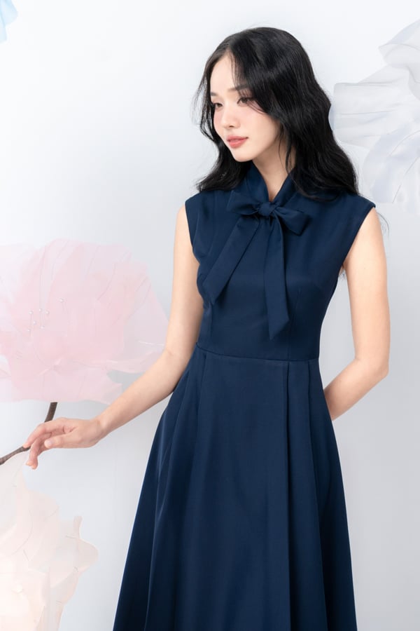 Đầm midi cotton lạnh thắt nơ cổ