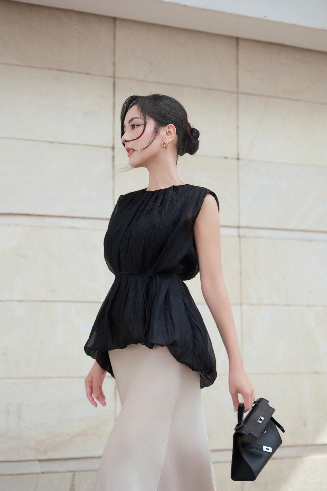 Áo kiểu form rộng tơ óng tùng bí