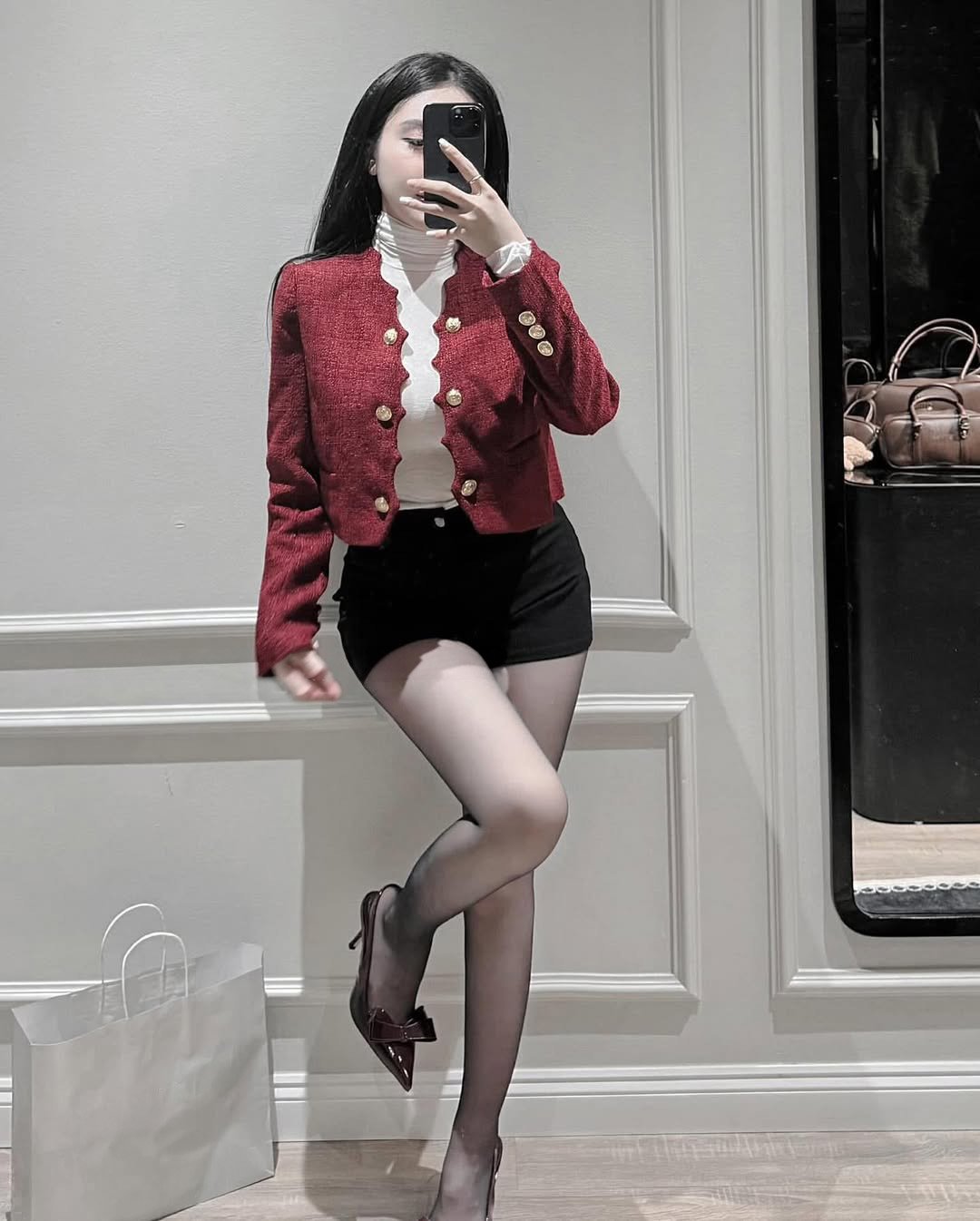 Áo blazer phom rộng tweed đỏ dáng ngắn