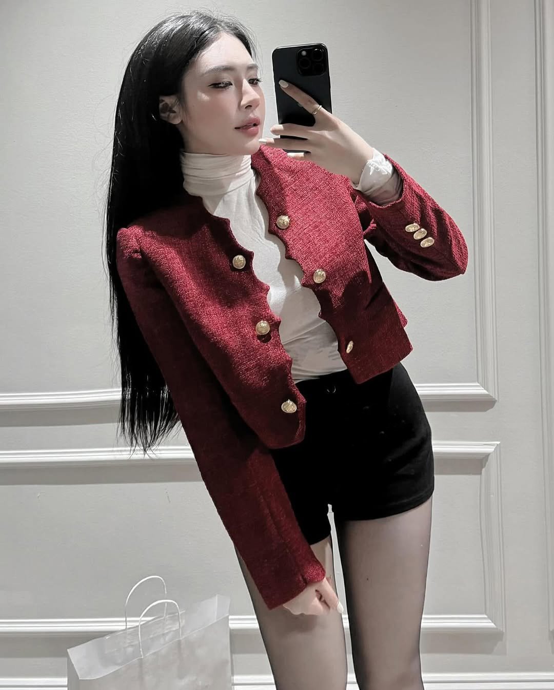 Áo blazer phom rộng tweed đỏ dáng ngắn
