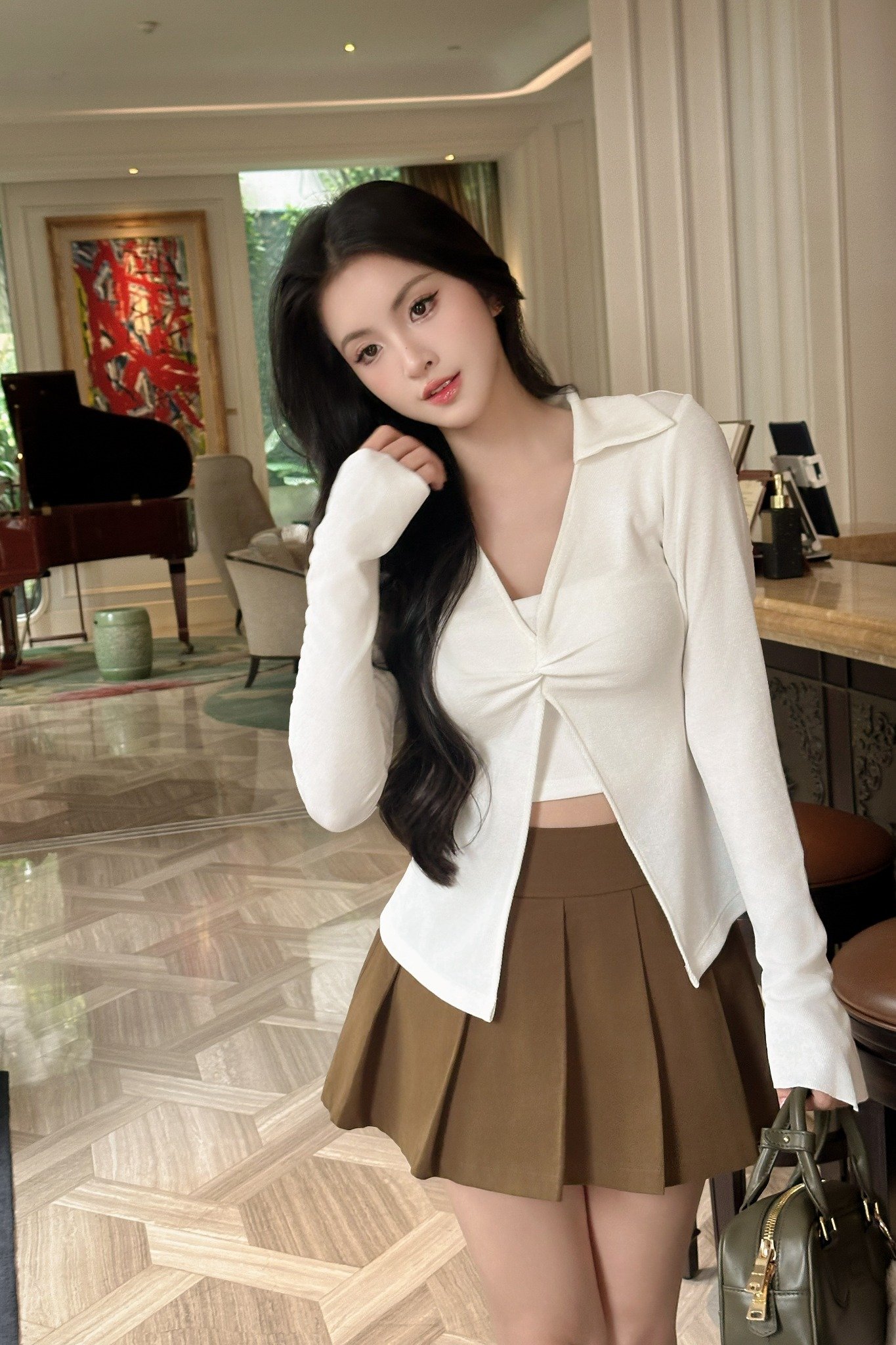 Áo thun kiểu xoắn ngực tay dài kèm áo quây