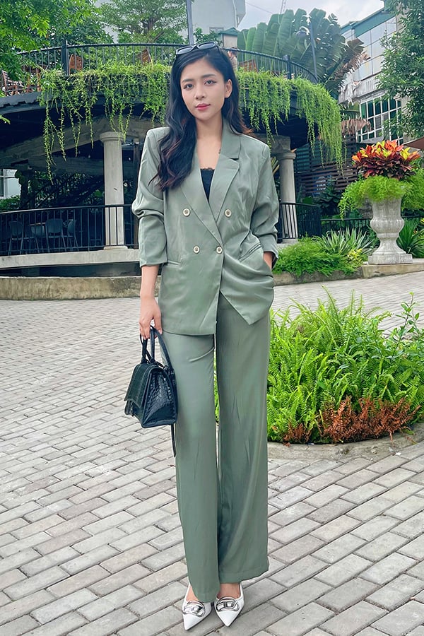 Áo blazer form rộng