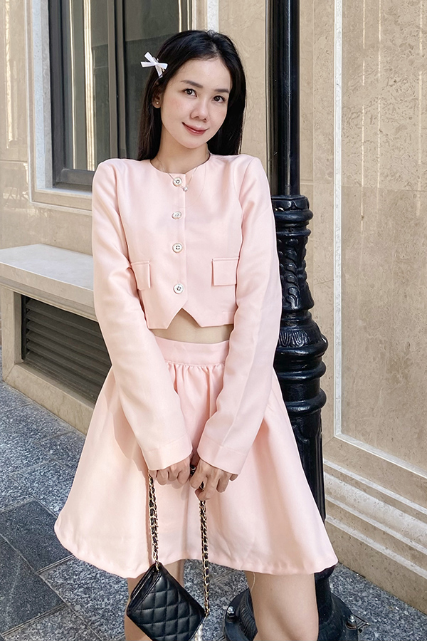 Áo suông pho xéo phối cổ bèo trắng