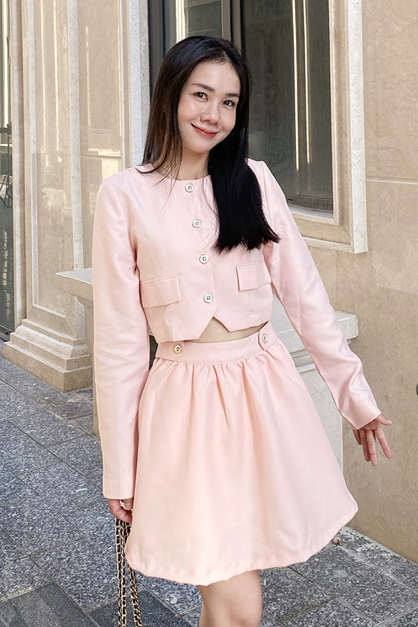 Áo suông pho xéo phối cổ bèo trắng