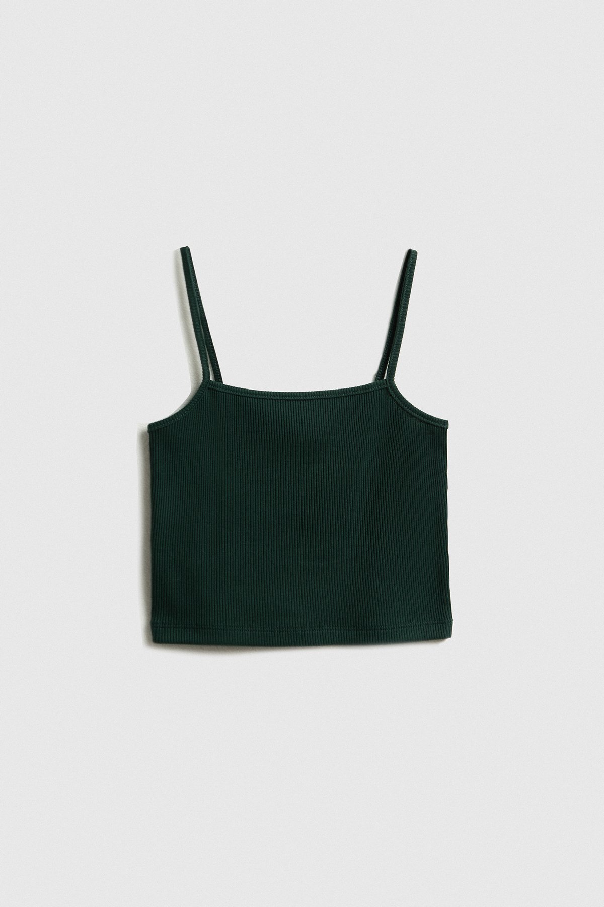 Áo croptop ôm thun gân 2 dây