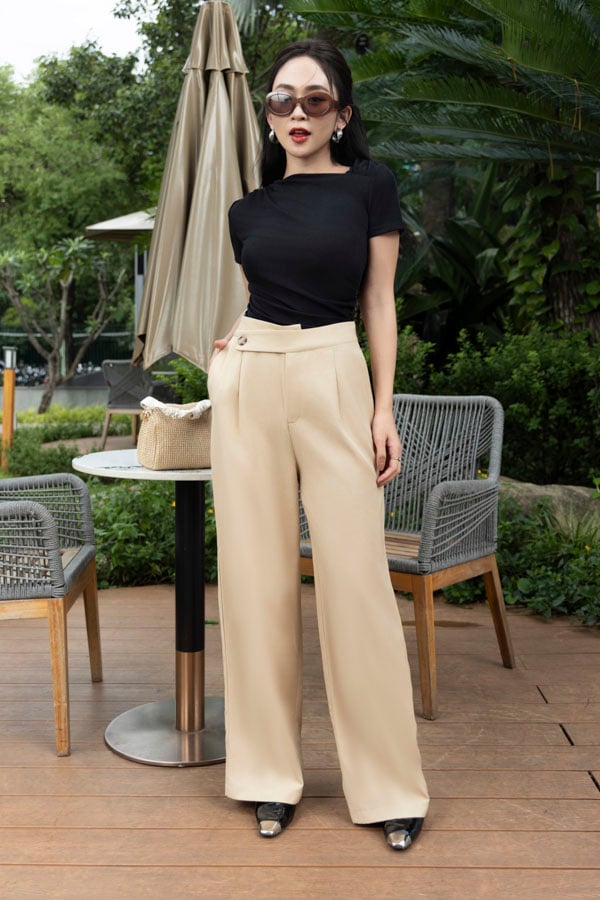 Áo ôm thun ướt nhún vai