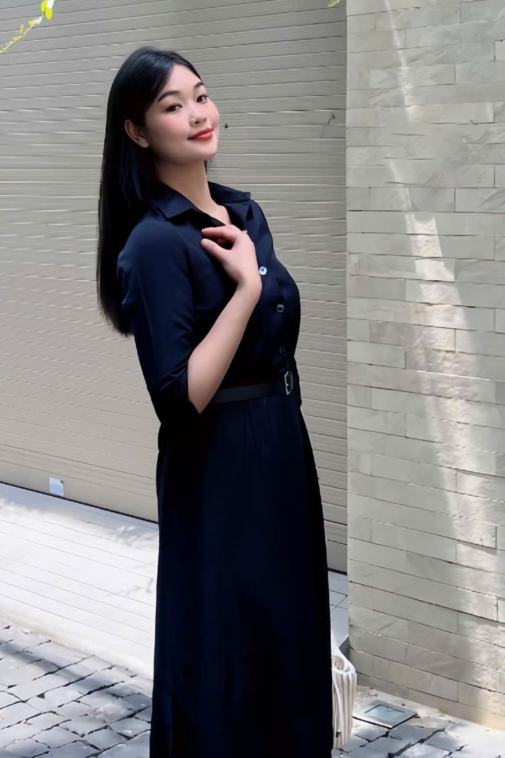 Đầm sơ mi suông cotton